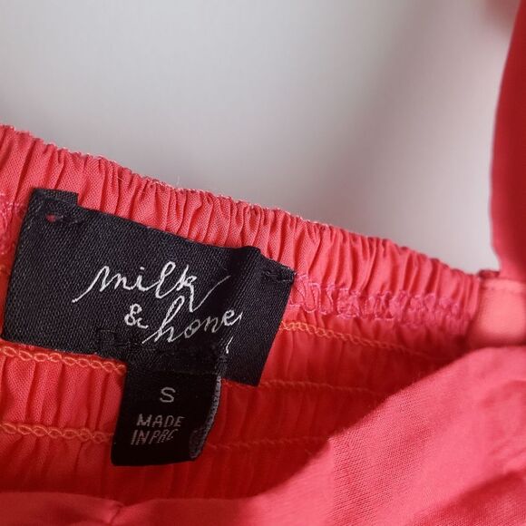 Milk & Honey Hot Pink Pleated Top Size Small - Picture 4 of 6